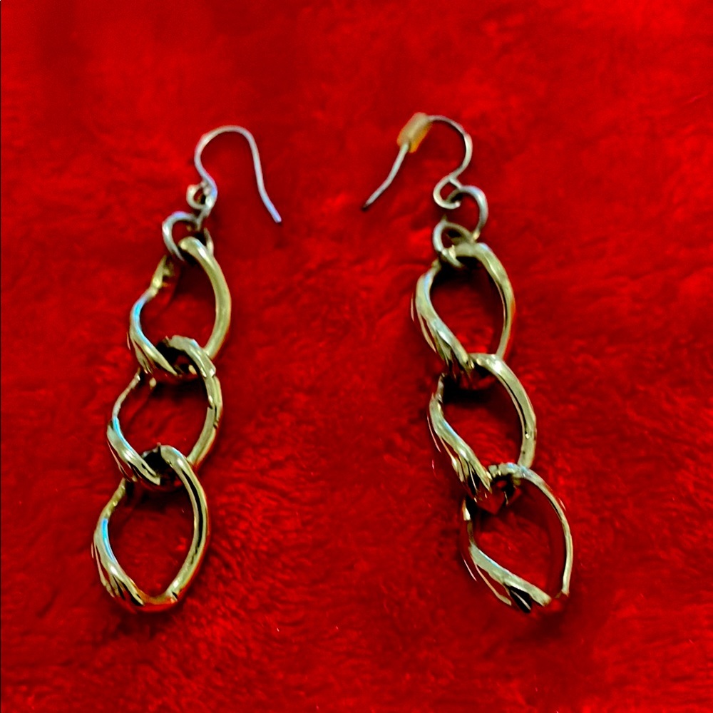 Elegant Gold Chain Link Earrings